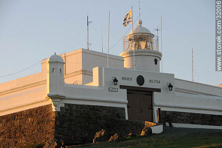 Fortaleza del Cerro de Montevideo al atardecer - Departamento de Montevideo - URUGUAY. Foto No. 32006