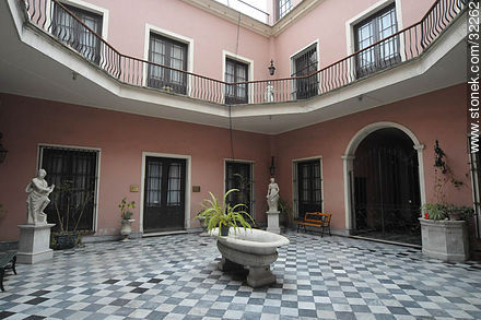 Museo Romántico - Departamento de Montevideo - URUGUAY. Foto No. 32262