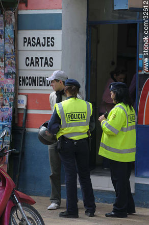 Policewomen - Tacuarembo - URUGUAY. Photo #32612