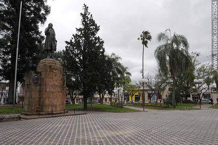 19 de Abril square.  - Tacuarembo - URUGUAY. Photo #32664