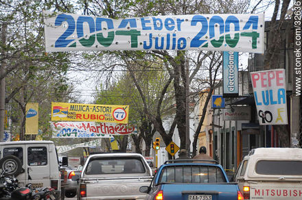 Streets of Tacuarembó City. Political advertisements for the national elections in 2009 - Tacuarembo - URUGUAY. Foto No. 32636