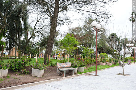 Plaza 19 de Abril en refacción. - Departamento de Tacuarembó - URUGUAY. Foto No. 32677