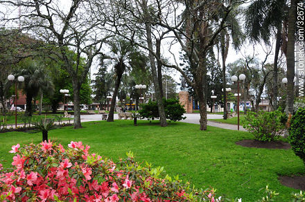 Plaza 19 de Abril - Departamento de Tacuarembó - URUGUAY. Foto No. 32674