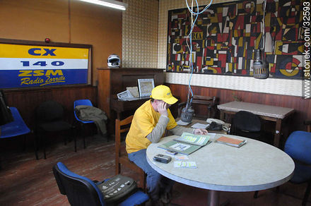 Radio announcer - Tacuarembo - URUGUAY. Foto No. 32593