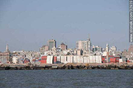 Port of Montevideo and the Old City - Department of Montevideo - URUGUAY. Photo #32939