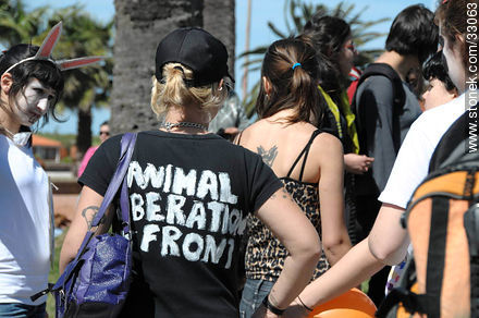 Animal liberation front - Fauna - IMÁGENES VARIAS. Foto No. 33063