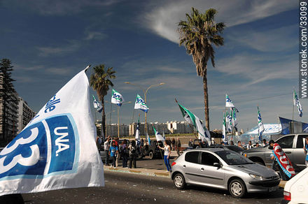 National elections time in Montevideo - Department of Montevideo - URUGUAY. Foto No. 33099