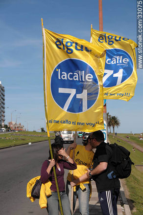 Publicidad electroral nacionalista. Elecciones 2009. - Departamento de Montevideo - URUGUAY. Foto No. 33075