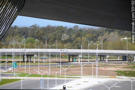 New stretch of the route 101 from the new Carrasco airport in Uruguay - Department of Canelones - URUGUAY. Photo #33152