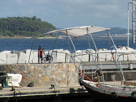 Escollera e Isla Gorriti - Punta del Este y balnearios cercanos - URUGUAY. Foto No. 34020