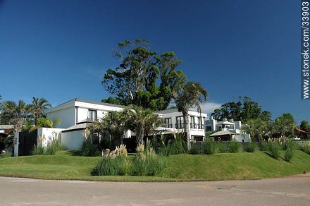 Residencias de Punta Ballena - Punta del Este y balnearios cercanos - URUGUAY. Foto No. 33903