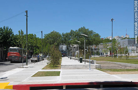 Seregni square.  - Department of Montevideo - URUGUAY. Photo #34368