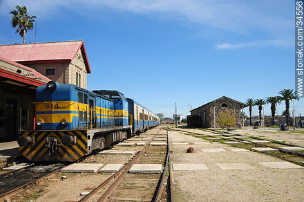 Estación de ferrocarril de San José. - Departamento de San José - URUGUAY. Foto No. 34556