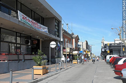 Street of the city of San José de Mayo - San José - URUGUAY. Photo #34546