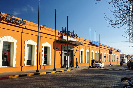 Mercedes shopping mall - Soriano - URUGUAY. Photo #34822