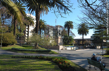 Plaza Independencia de la ciudad de Mercedes - Departamento de Soriano - URUGUAY. Foto No. 34807