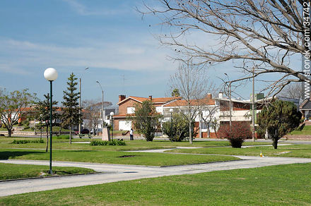 Boulevard beside the river - Soriano - URUGUAY. Photo #34742