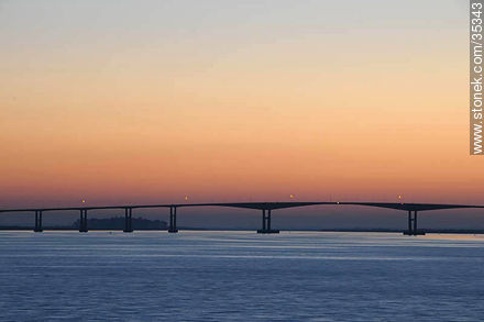 International bridge over Uruguay river - Rio Negro - URUGUAY. Foto No. 35343
