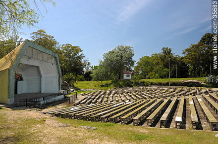 Summer theater - Department of Florida - URUGUAY. Photo #35583