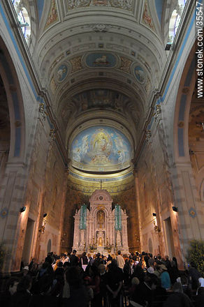 Peregrinación nacional al santuario de la Virgen de los Treinta y Tres Orientales (2009) - Departamento de Florida - URUGUAY. Foto No. 35547