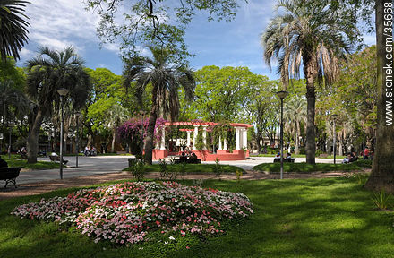 Plaza Sarandí. - Departamento de Durazno - URUGUAY. Foto No. 35668