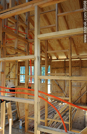 Building a timber house - Tacuarembo - URUGUAY. Foto No. 35968