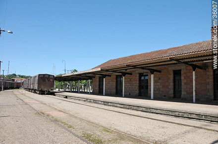 Estación de tren de Rivera - Departamento de Rivera - URUGUAY. Foto No. 36007