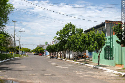 Barra do Quaraí, Brasil - Departamento de Artigas - URUGUAY. Foto No. 36229