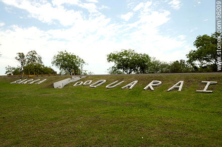 Barra do Quaraí, Brasil - Departamento de Artigas - URUGUAY. Foto No. 36209