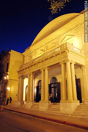 Larrañaga theater. - Department of Salto - URUGUAY. Photo #36534