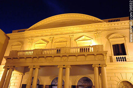 Larrañaga theater. - Department of Salto - URUGUAY. Photo #36532