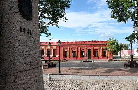 Colón square (Columbus sq.) - Department of Paysandú - URUGUAY. Photo #37055