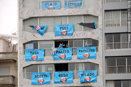 Recibimiento de la Selección Uruguaya de Fútbol en la rambla de Pocitos de Montevideo el 13 de Julio de 2010. -  - URUGUAY. Foto No. 37978