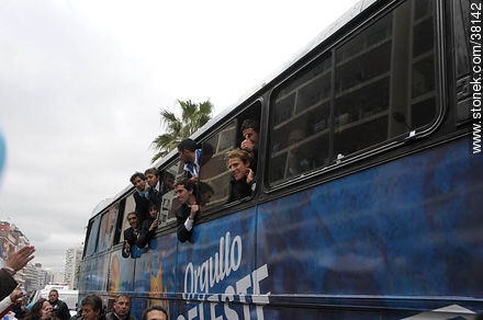 Uruguayan footbal soccer team reception after playing the World Cup in South Africa, 2010. -  - URUGUAY. Photo #38142