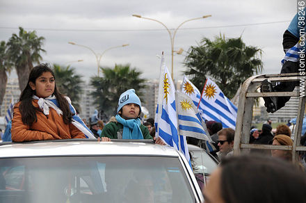Uruguayan footbal soccer team reception after playing the World Cup in South Africa, 2010. -  - URUGUAY. Photo #38246