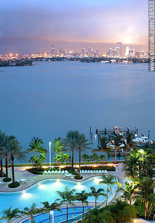 Biscayne Bay at dusk - State of Florida - USA-CANADA. Photo #38533