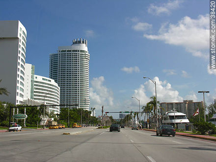 Miami Beach. Collins Avenue. - State of Florida - USA-CANADA. Photo #38420