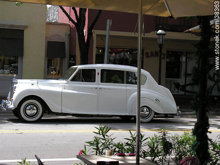 Rolls Royce en Main Highway y Fuller - Estado de Florida - EE.UU.-CANADÁ. Foto No. 38363