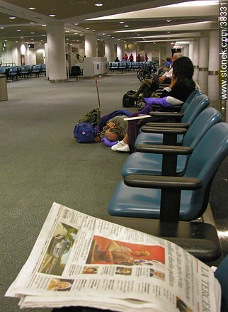 Miami Airport. Delayed flight. - State of Florida - USA-CANADA. Photo #38331