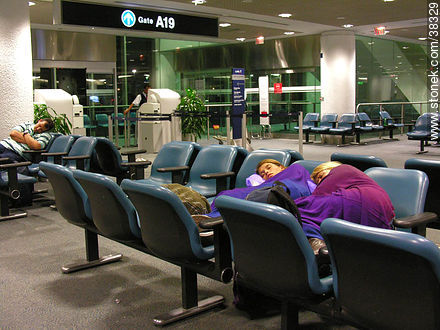 Miami Airport. Delayed flight. - State of Florida - USA-CANADA. Photo #38329