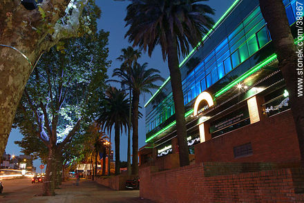 Montevideo Shopping Center - Department of Montevideo - URUGUAY. Photo #38867