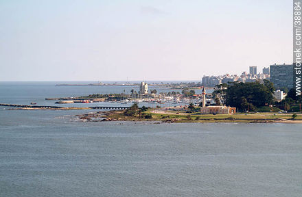Museo Oceanográfico, Puerto Buceo y Punta Carretas - Departamento de Montevideo - URUGUAY. Foto No. 38864
