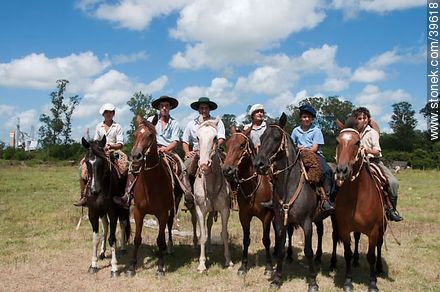 Young Riders  - Tacuarembo - URUGUAY. Photo #39618