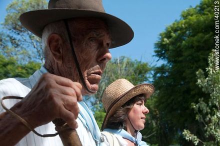 Anciano jinete - Departamento de Tacuarembó - URUGUAY. Foto No. 40213