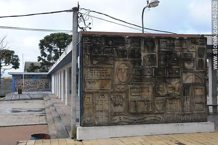 Mural en una escuela - Departamento de Tacuarembó - URUGUAY. Foto No. 40328