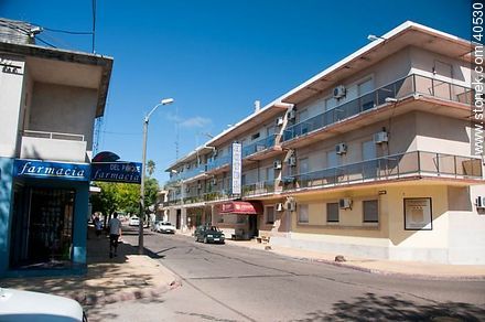 Tacuarembó hotel at 18 de Julio Street. - Tacuarembo - URUGUAY. Photo #40530