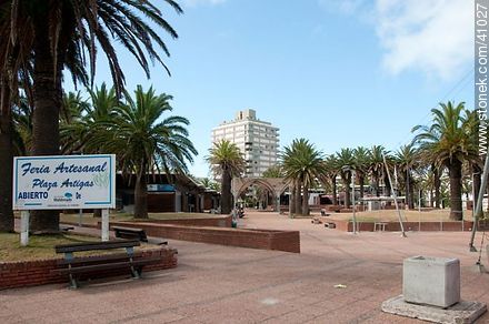 Artigas square - Punta del Este and its near resorts - URUGUAY. Photo #41027