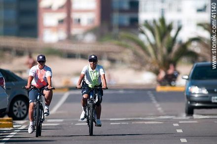 Women police bicycling - Punta del Este and its near resorts - URUGUAY. Photo #41140