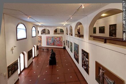 Museo Ralli en el barrio Beverly Hills de Punta del Este. - Punta del Este y balnearios cercanos - URUGUAY. Foto No. 41297