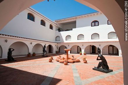 Ralli Museum - Punta del Este and its near resorts - URUGUAY. Photo #41290